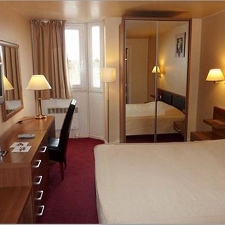 Arcantis Sevran Hotel Roissy-en-France Ruang foto
